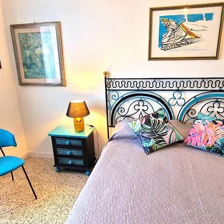 Cecilia House Guest house