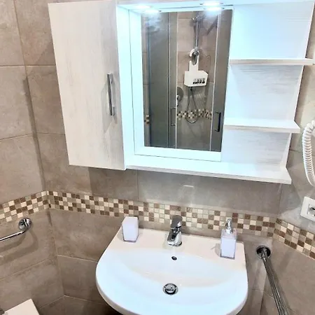 Cecilia House 4* Rome