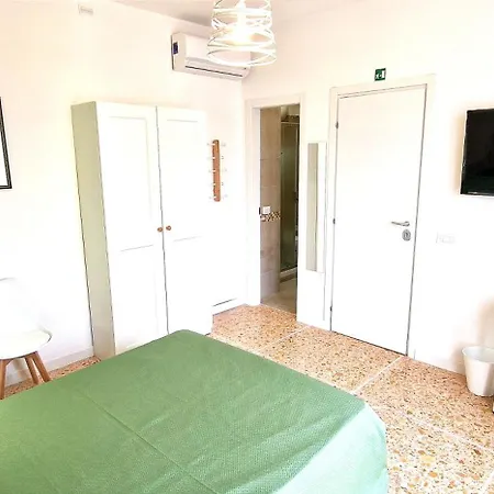 Cecilia House Rome