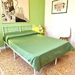 Cecilia House 4*