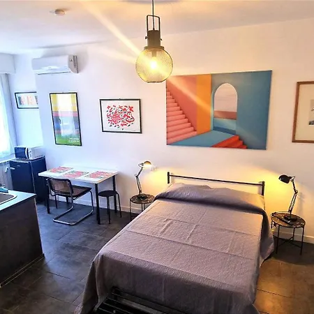 Cecilia House Affittacamere *