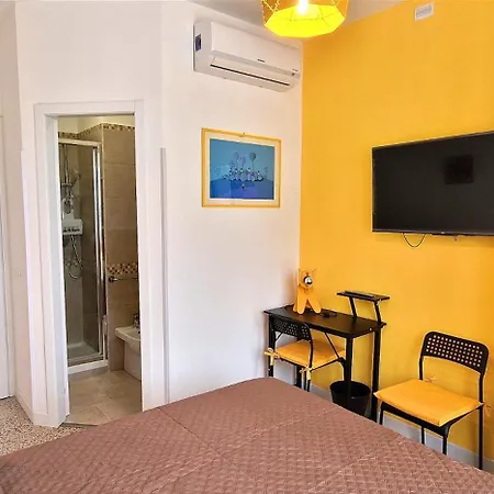 Cecilia House * Rome