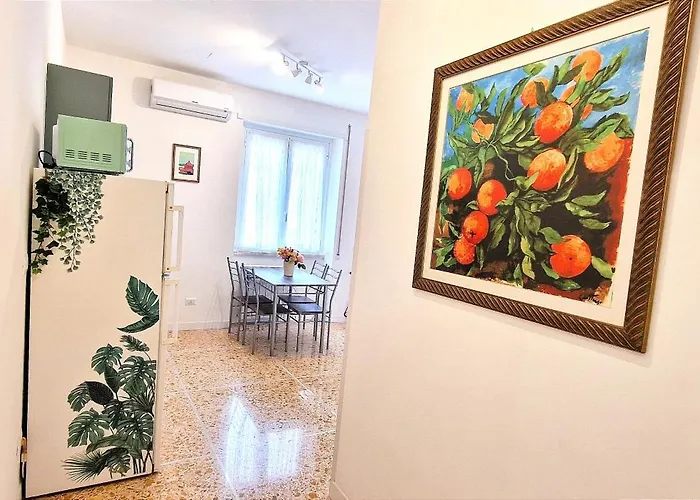 בית הארחה Cecilia House 4*