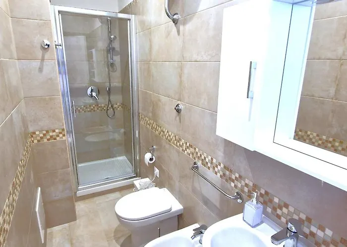 Cecilia House 4* Roma